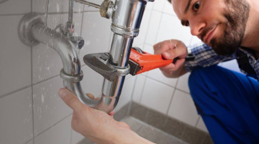 Expert burst pipe repair services in Rooseveltown, NY